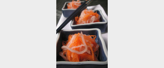 Carrot and daikon salad